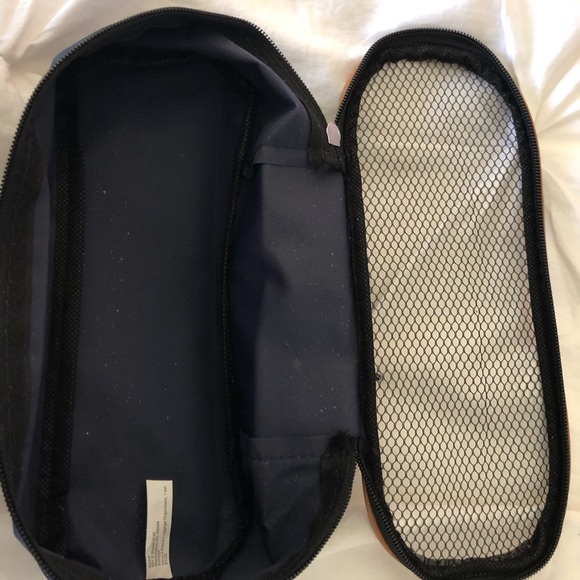 3 PIECE TRAVEL CASES CANVAS ZIPPERED AND NETTING - Picture 4 of 4